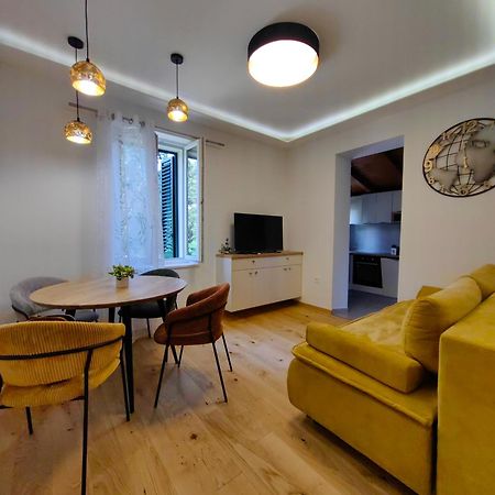 Relax And Enjoy Apartments 斯普利特 外观 照片
