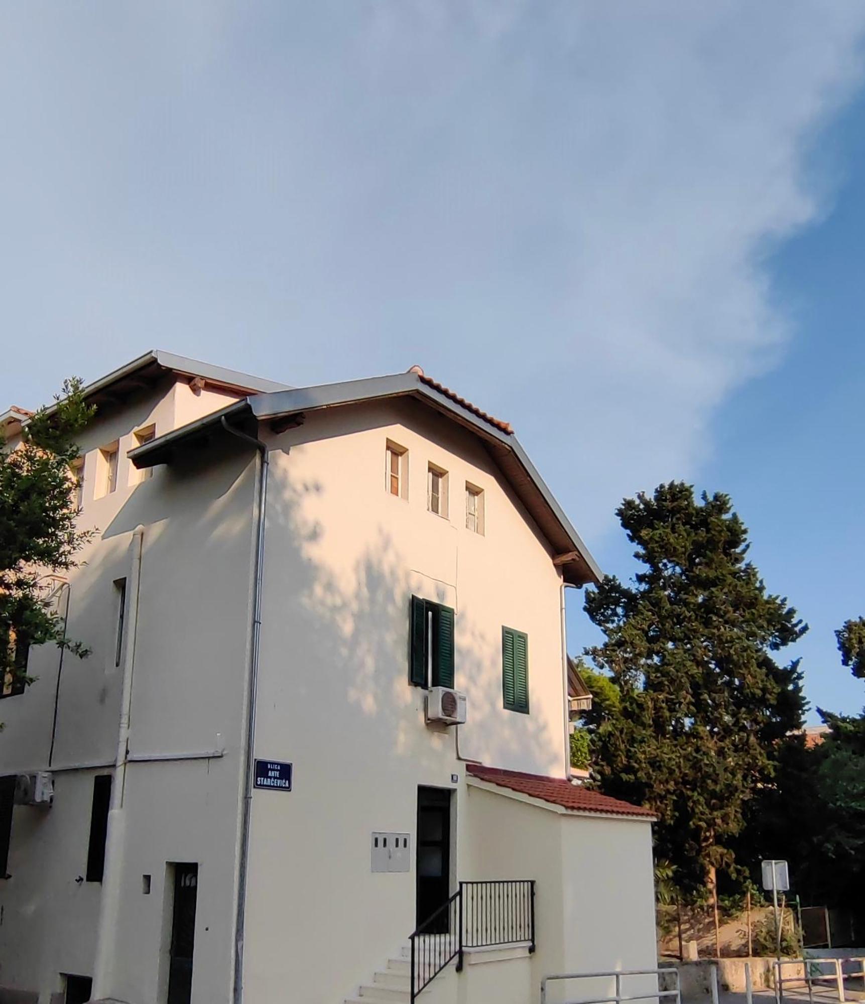 Relax And Enjoy Apartments 斯普利特 外观 照片