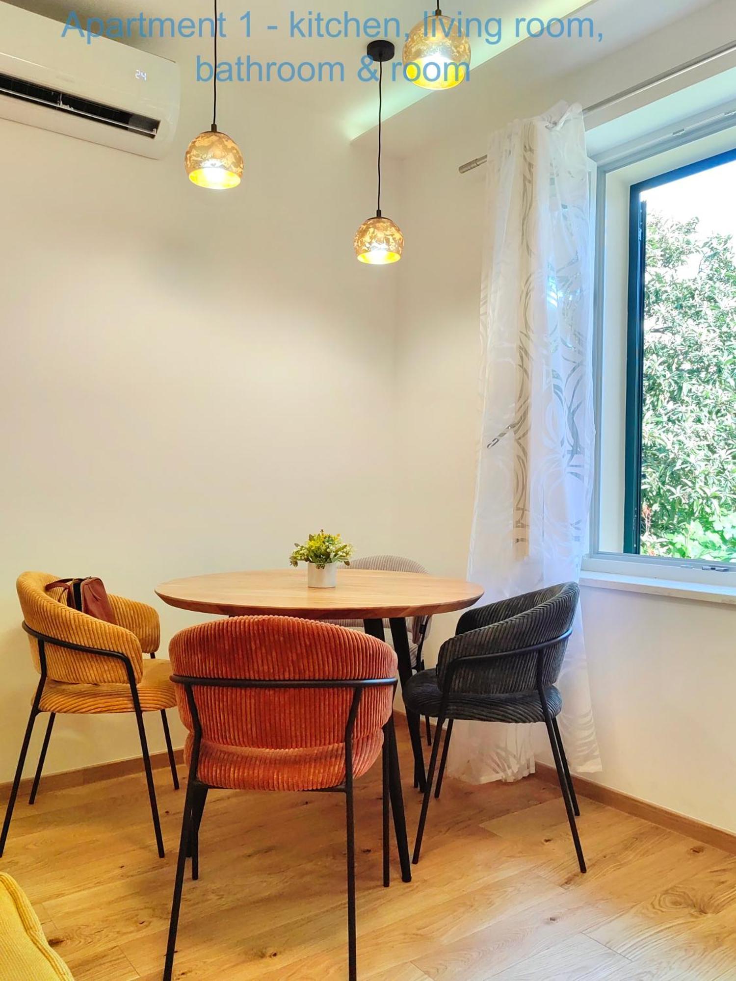Relax And Enjoy Apartments 斯普利特 外观 照片