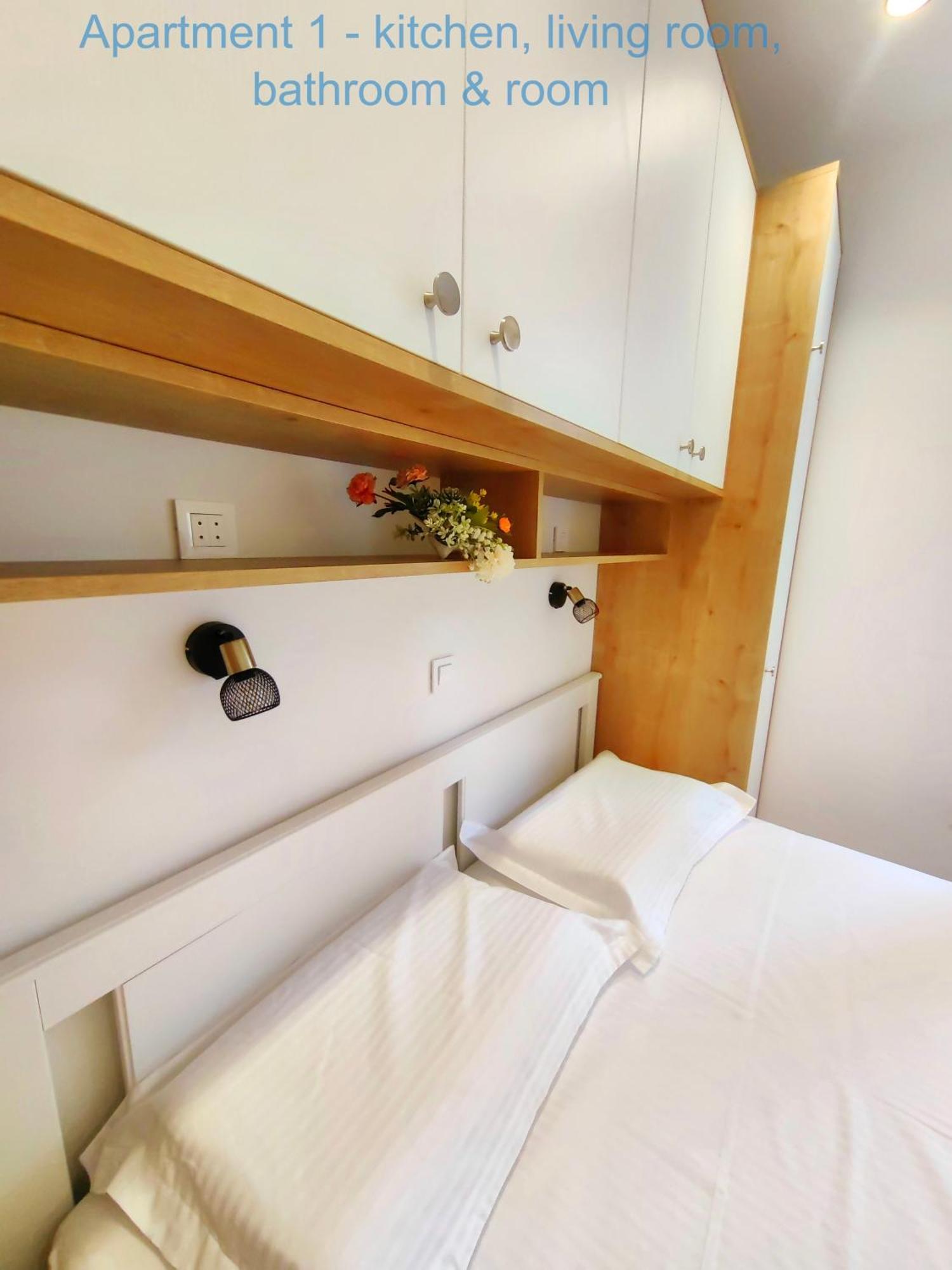 Relax And Enjoy Apartments 斯普利特 外观 照片
