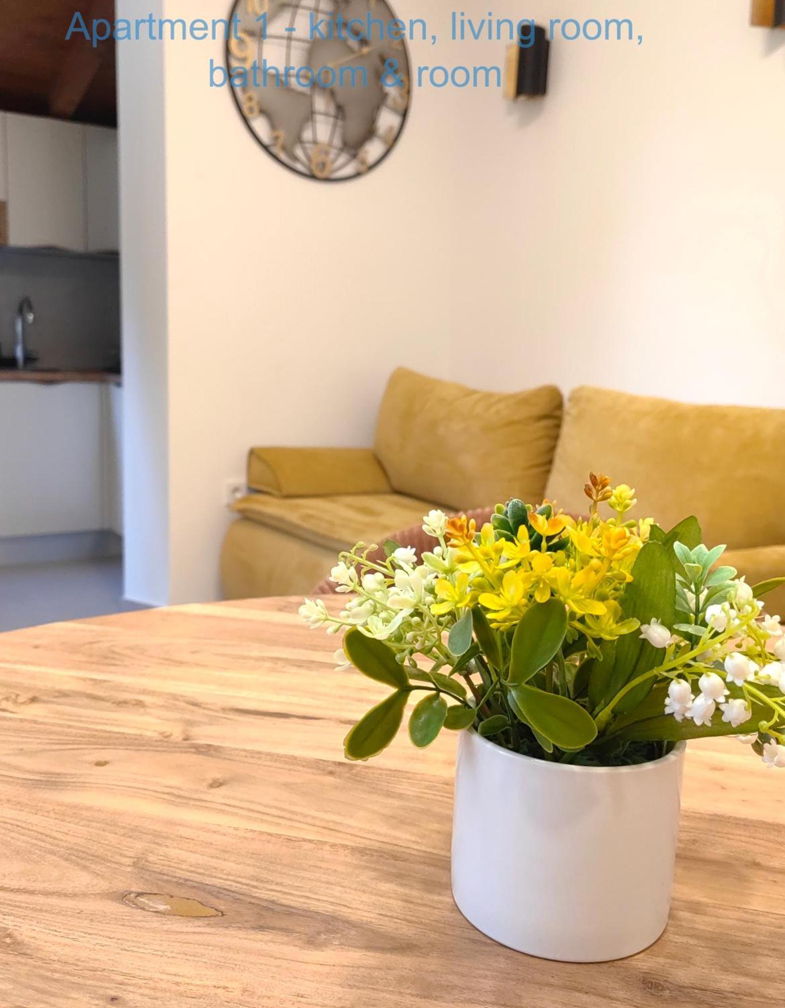 Relax And Enjoy Apartments 斯普利特 外观 照片